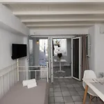 Madres Houses * Mykonos Town