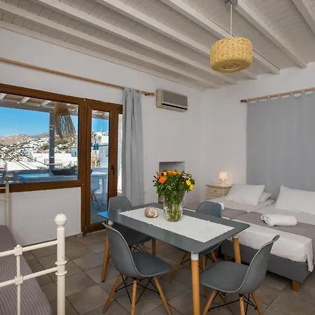 Madres アパート Mykonos Town